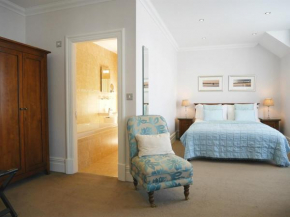 Отель The Redstone Guesthouse  Блэкпул